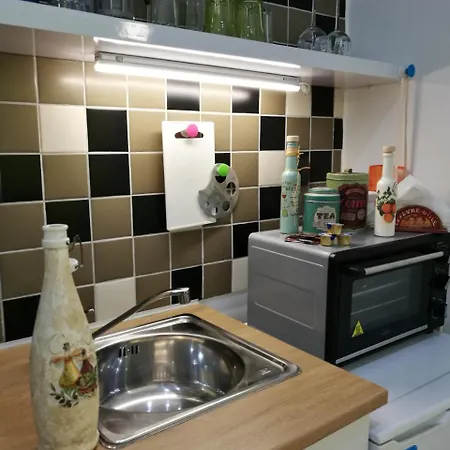 Square Apartman Hriszí Aktí Haniá