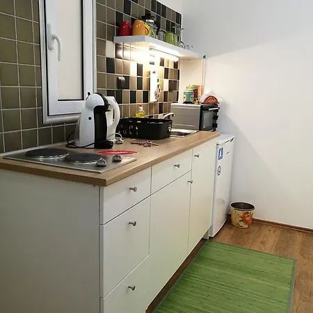Square Apartment